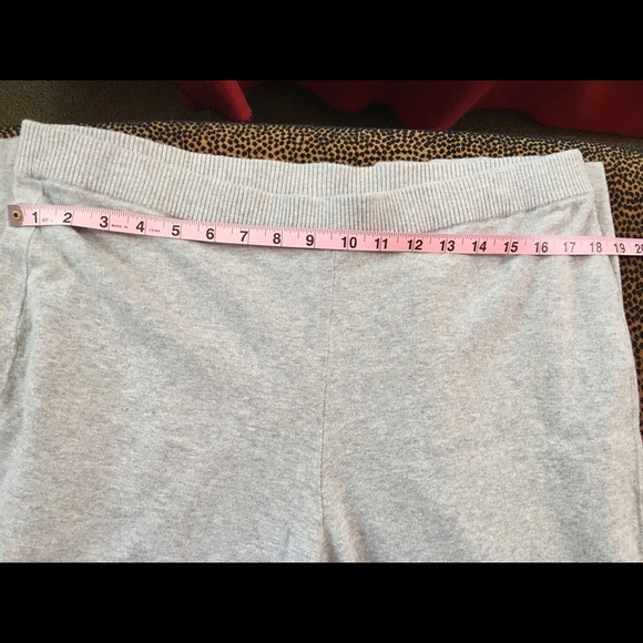 Lovely, soft Chico’s Zenergy pants! - Picture 5 of 9